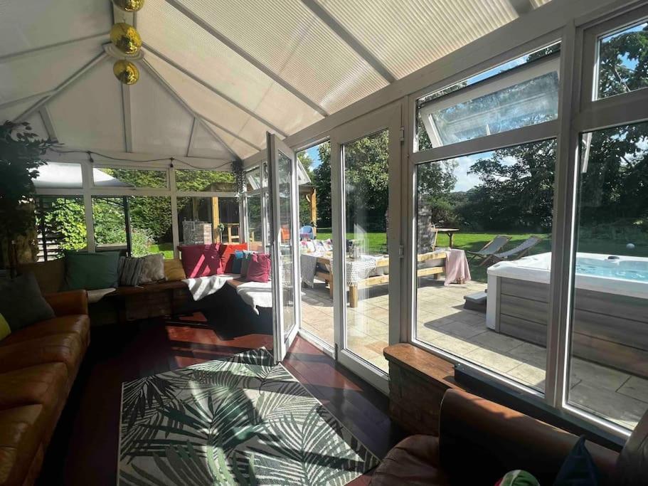 Hideout Mansion - Jekyll & Hideout Holiday home Chester-le-Street