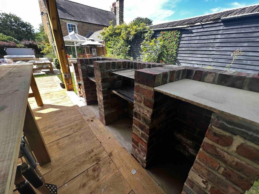 Hideout Mansion - Jekyll & Hideout * Chester-le-Street